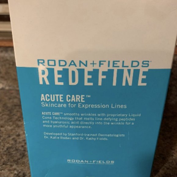 Rodan + Fields Acute Care Strips - Picture 1 of 2